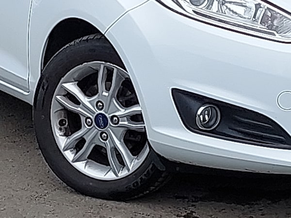 Used Ford Fiesta 2015 for sale - 76301821: Photo 9