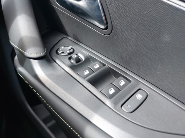 Used Peugeot 2008 2025 for sale - 76254716: Photo 19