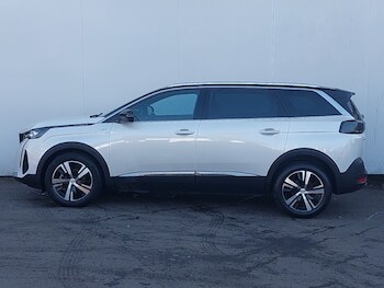Used Peugeot 5008 2024 for sale - 76053763: Photo 4