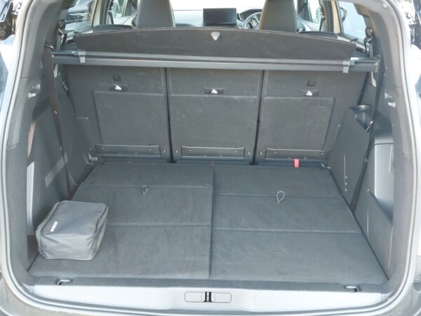 Used Peugeot 5008 2024 for sale - 76053763: Photo 8