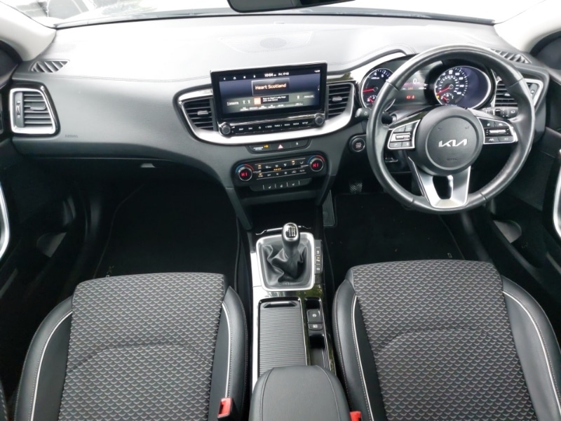 Used Kia XCeed 2023 for sale - 78113616: Photo 2