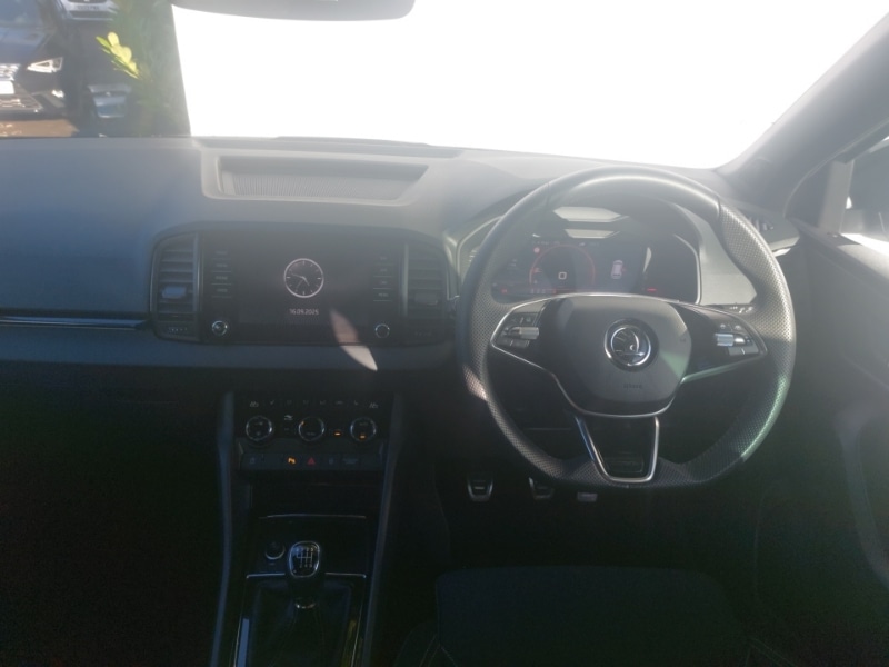 Used Skoda Karoq 2024 for sale - 76704754: Photo 2