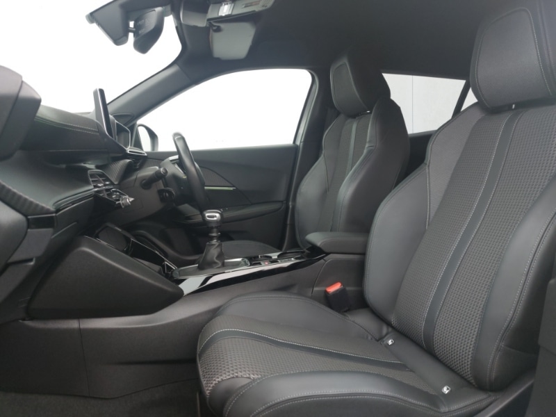 Used Peugeot 2008 2021 for sale - 77149943: Photo 5