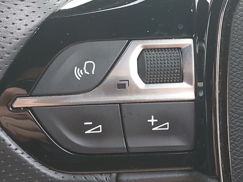 Used Peugeot 2008 2023 for sale - 77466218: Photo 12