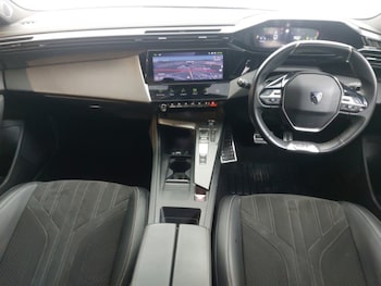 Used Peugeot 2008 2025 for sale - 77379625: Photo