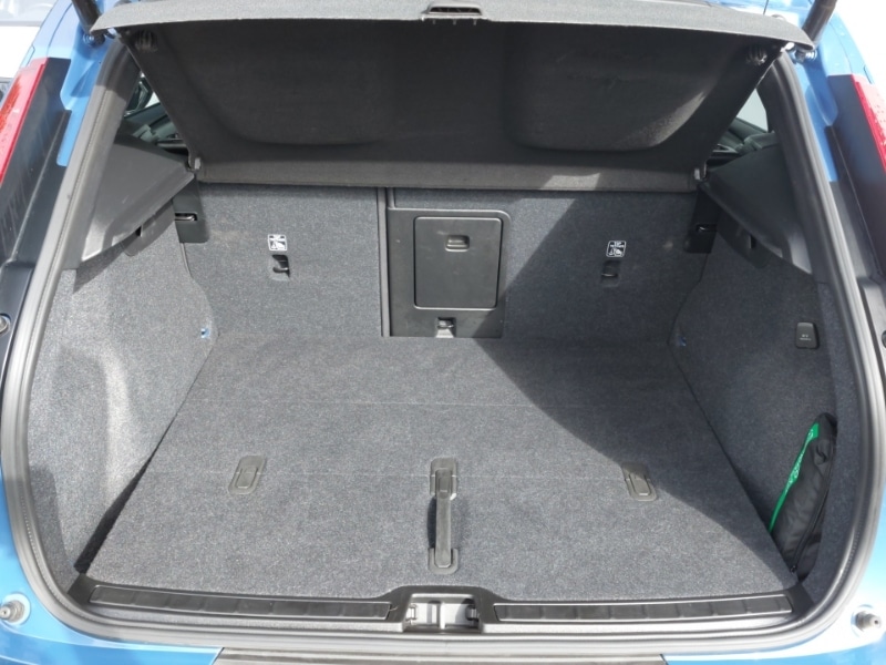 Used Volvo XC40 2024 for sale - 76880284: Photo 8