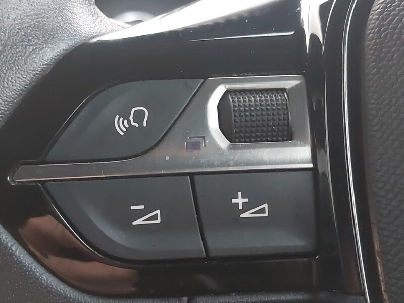 Used Peugeot 208 2022 for sale - 77596206: Photo 12