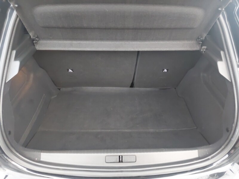 Used Peugeot 208 2022 for sale - 77596206: Photo 8