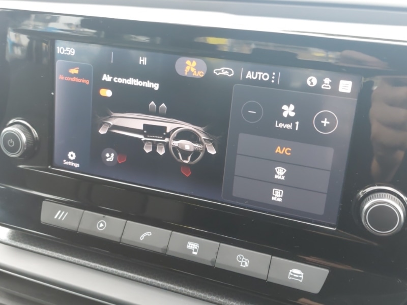 Used SEAT Leon 2023 for sale - 77644775: Photo 11