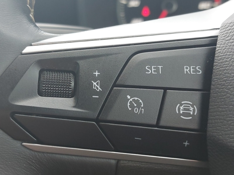 Used SEAT Leon 2023 for sale - 77644775: Photo 12