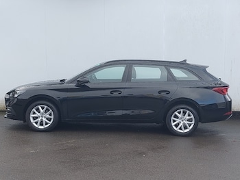 Used SEAT Leon 2023 for sale - 77644775: Photo