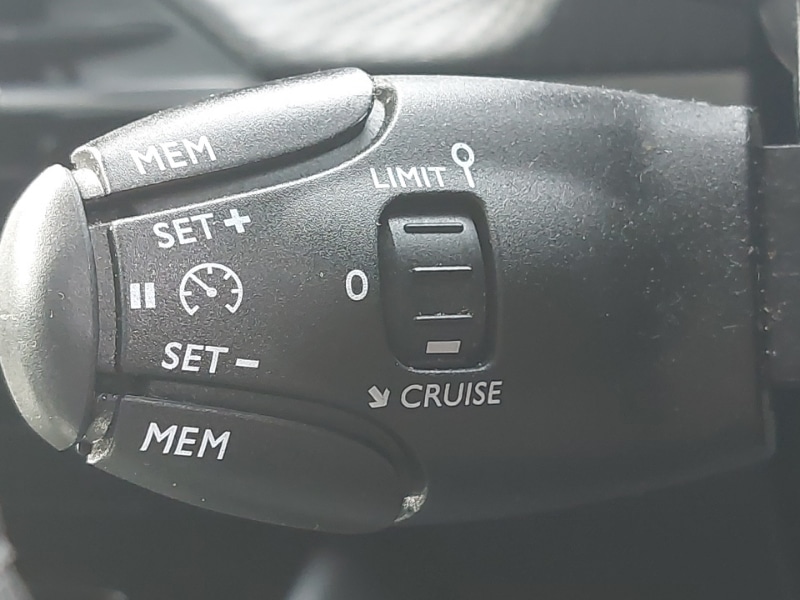 Used Peugeot 2008 2024 for sale - 77716629: Photo 16