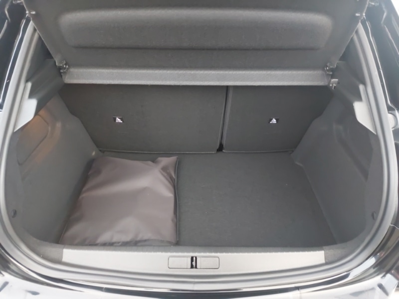 Used Peugeot 208 2025 for sale - 78032842: Photo 8