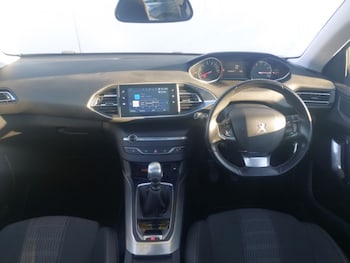 Used Peugeot 308 2020 for sale - 77095018: Photo