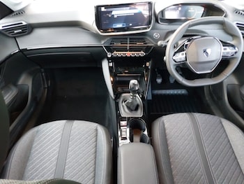 Used Peugeot 2008 2025 for sale - 78936841: Photo