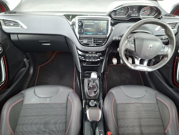 Used Peugeot 2008 2018 for sale - 79406637: Photo
