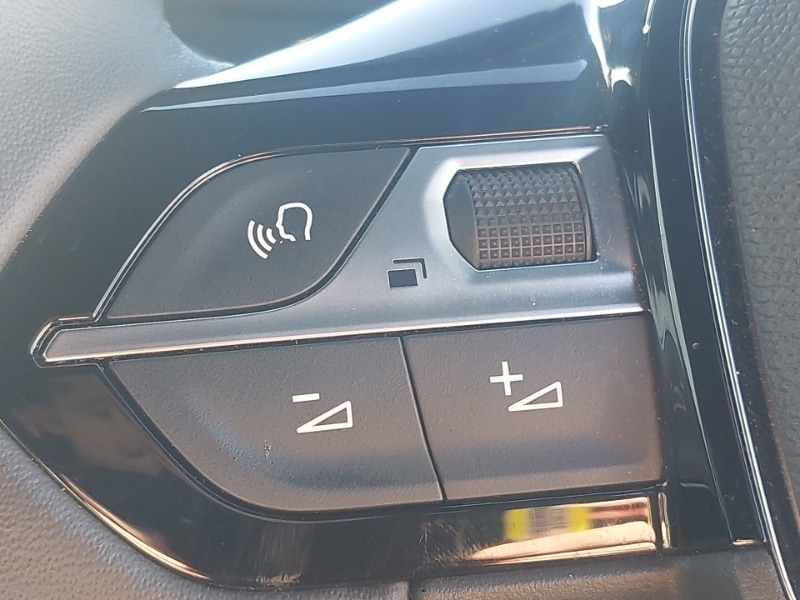 Used Peugeot 2008 2025 for sale - 77776698: Photo 12