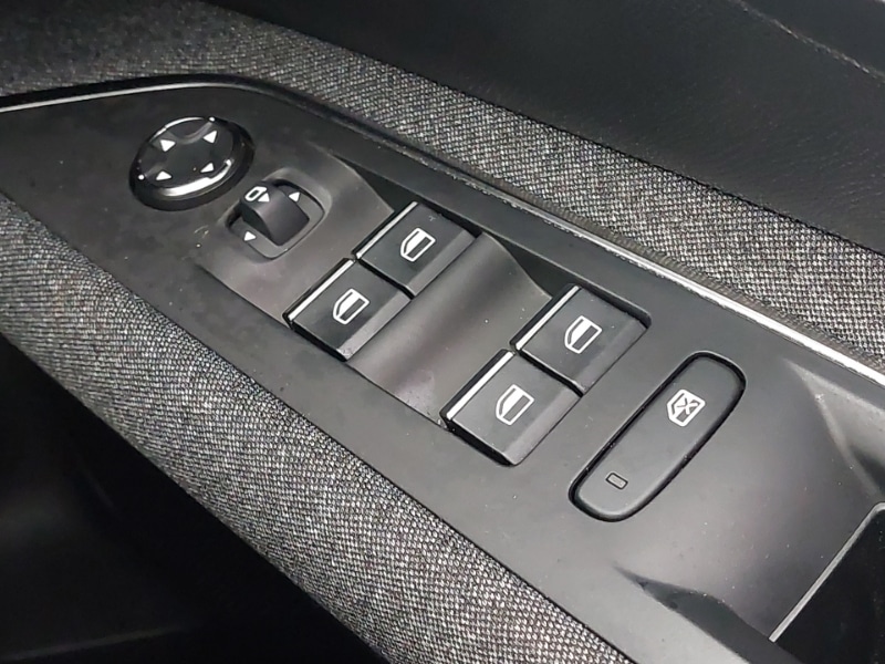 Used Peugeot 3008 2023 for sale - 77623220: Photo 19