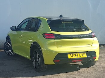 Used Peugeot 208 2024 for sale - 77776702: Photo