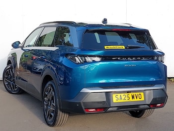 Used Peugeot 5008 2025 for sale - 75645350: Photo