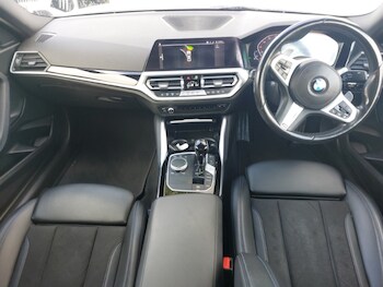 Used BMW 2 Series 2022 for sale - 78440105: Photo