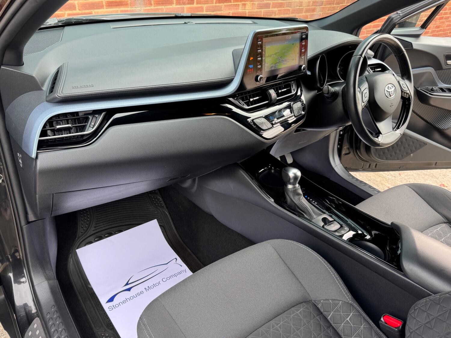 Used Toyota C-HR 2021 for sale - 76313936: Photo 19