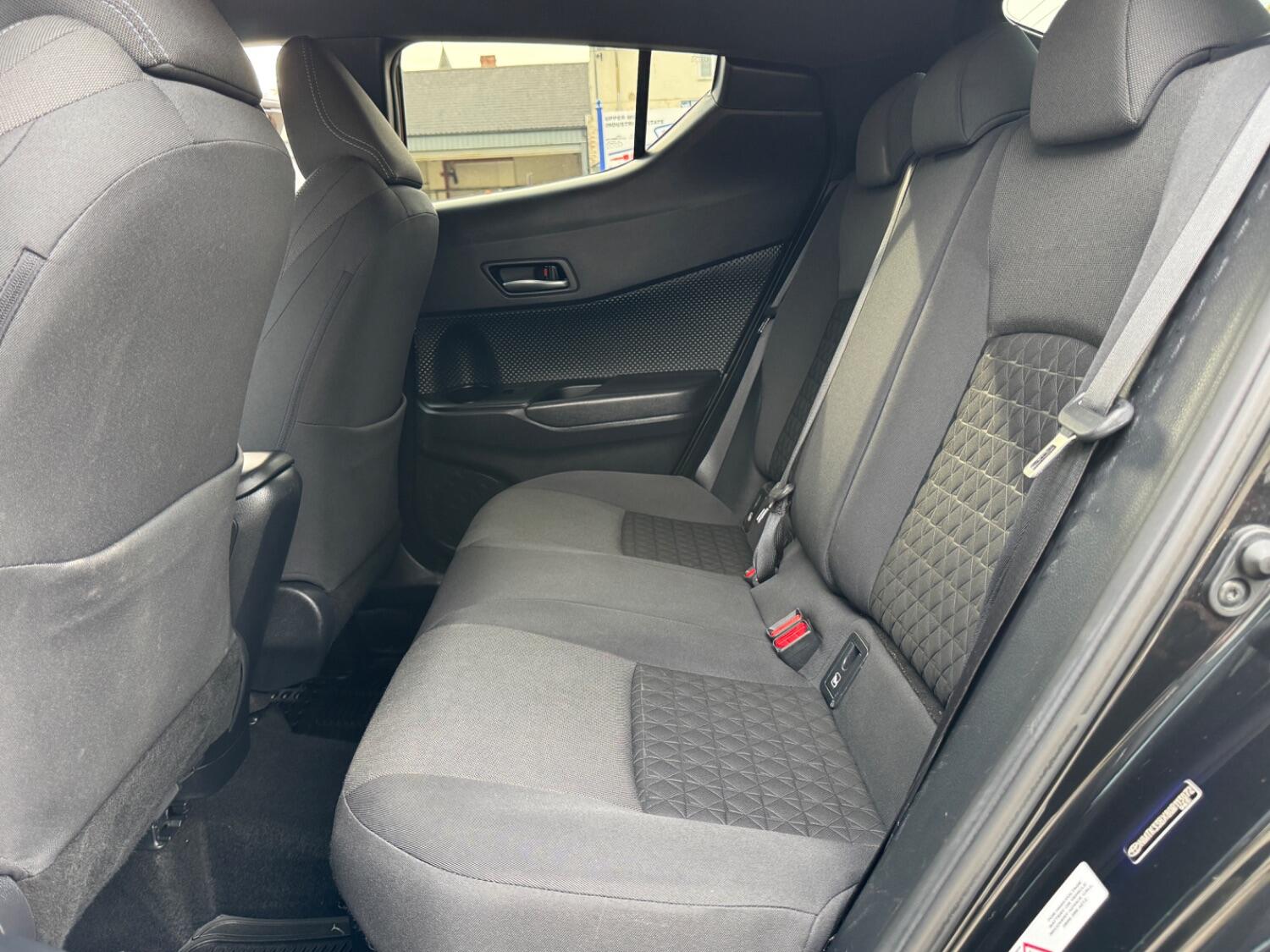 Used Toyota C-HR 2021 for sale - 76313936: Photo 21