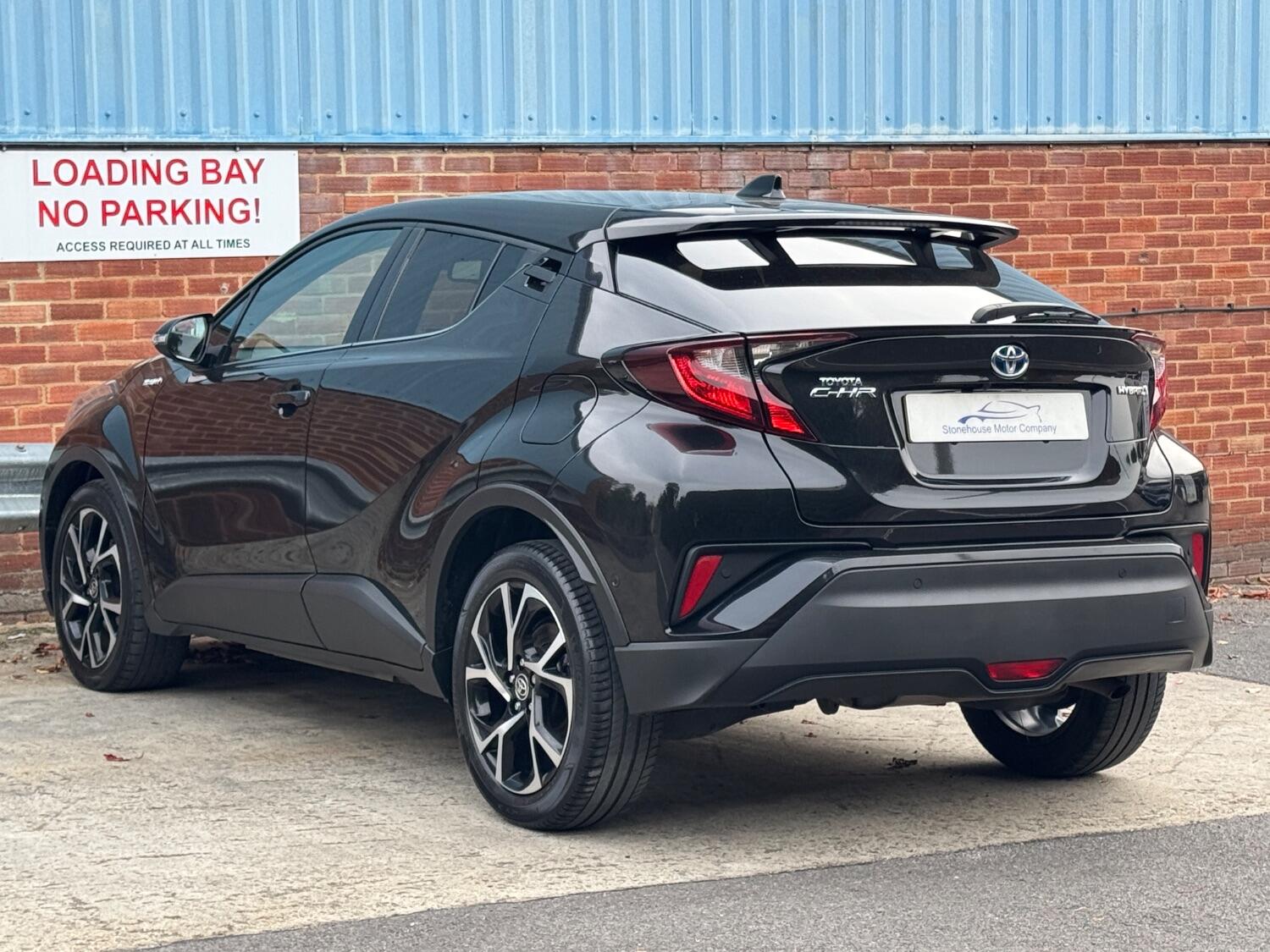 Used Toyota C-HR 2021 for sale - 76313936: Photo 3
