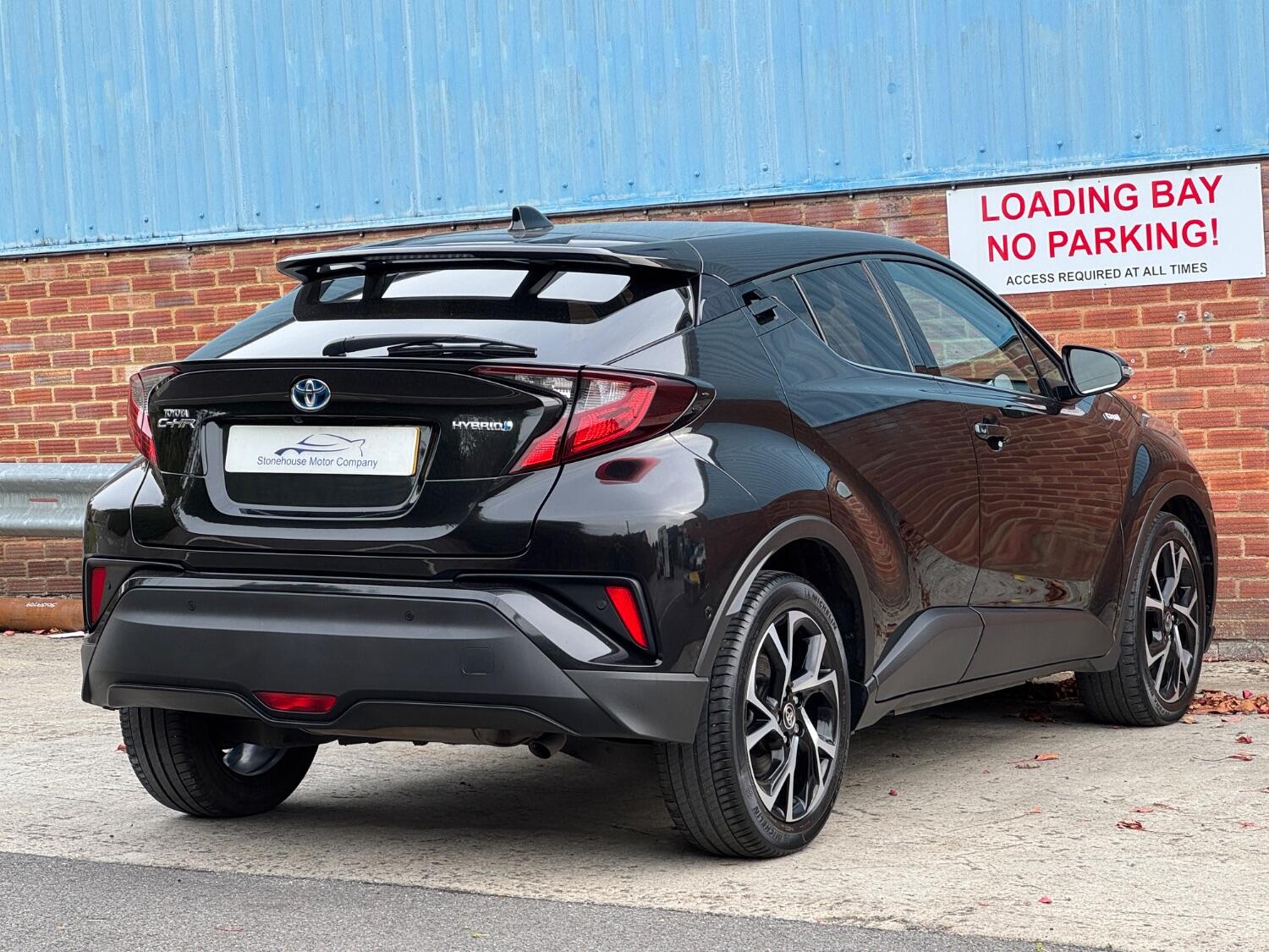 Used Toyota C-HR 2021 for sale - 76313936: Photo 5
