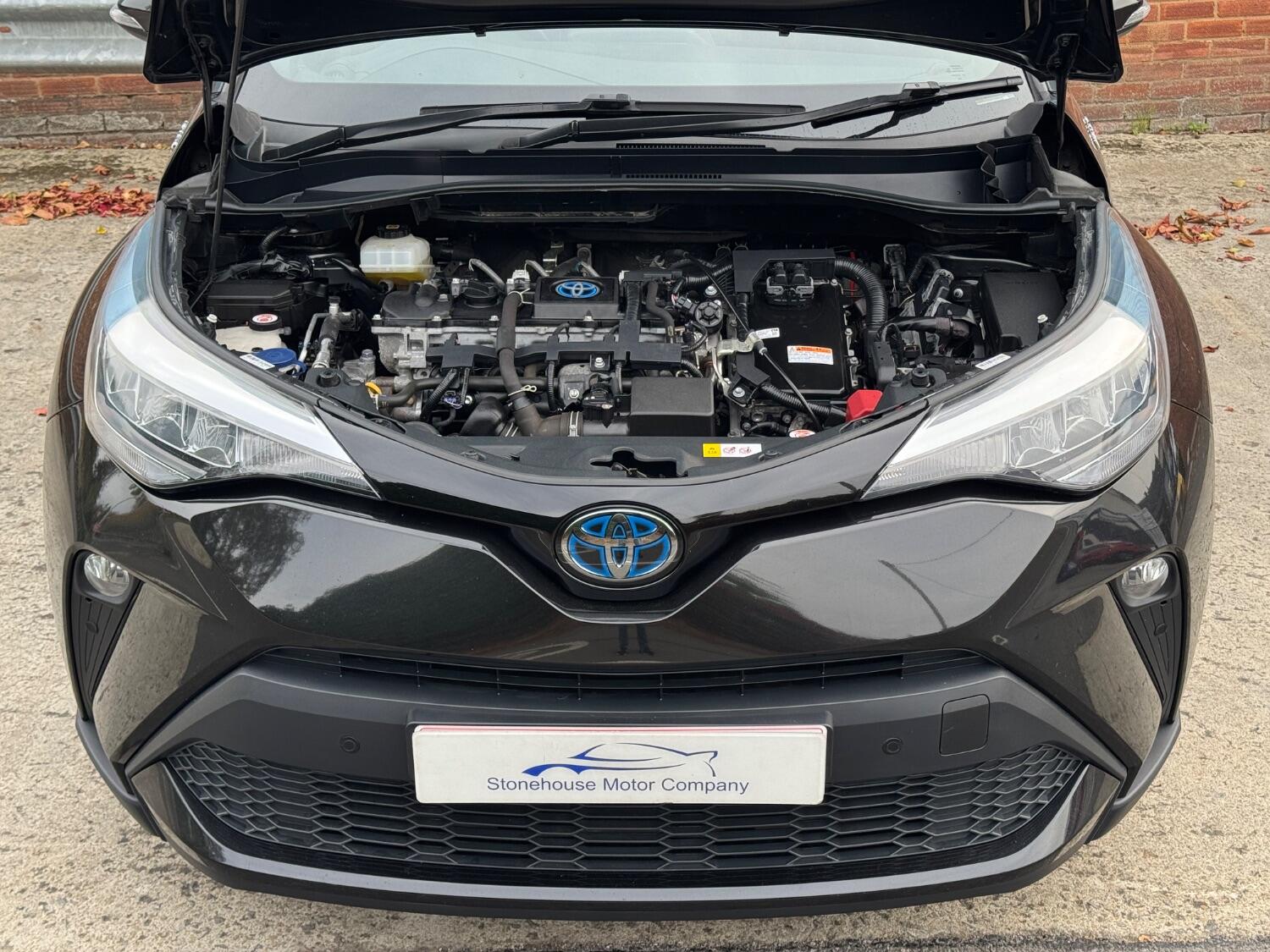 Used Toyota C-HR 2021 for sale - 76313936: Photo 9