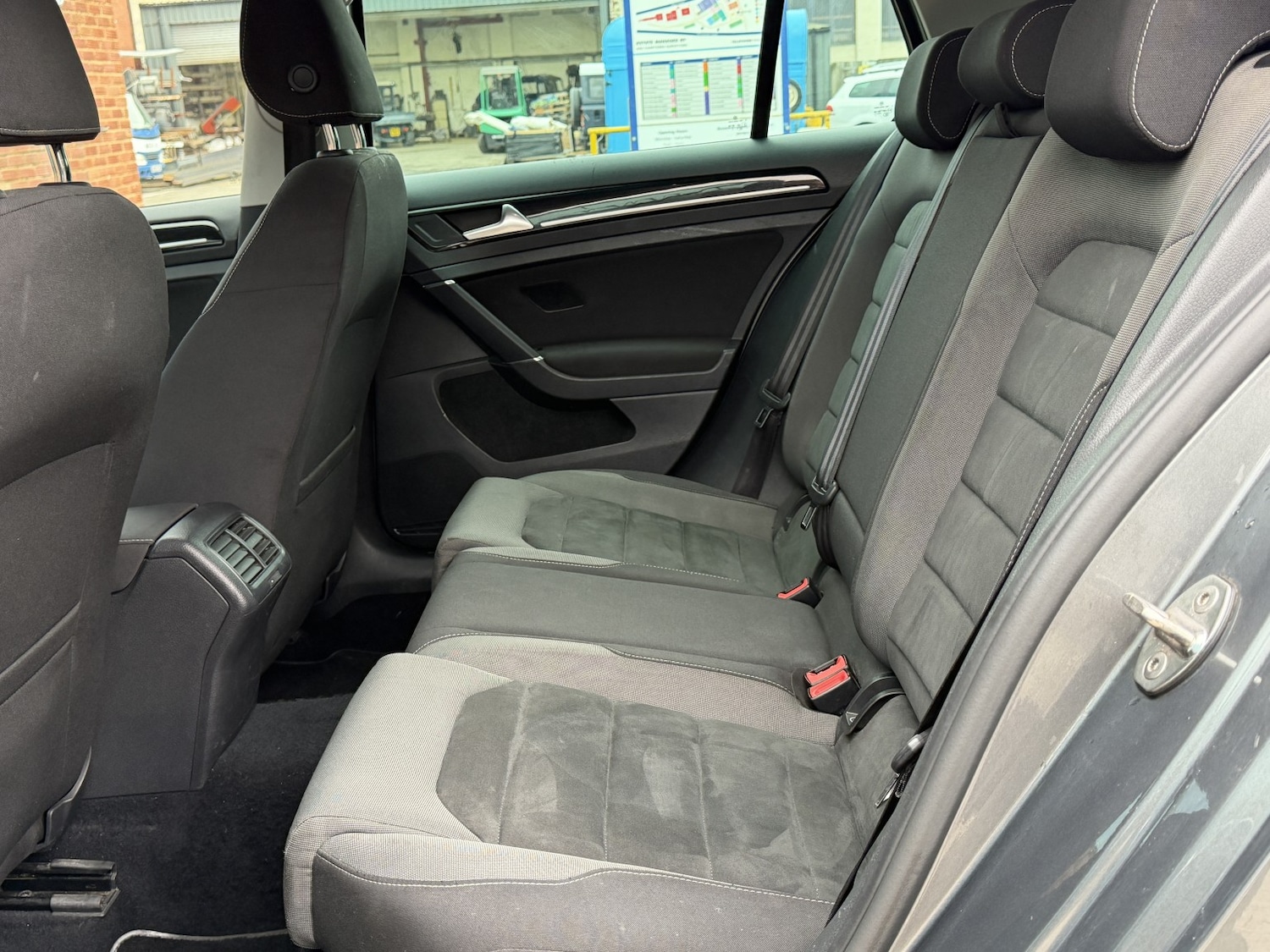 Used Volkswagen Golf 2017 for sale - 77822361: Photo 14