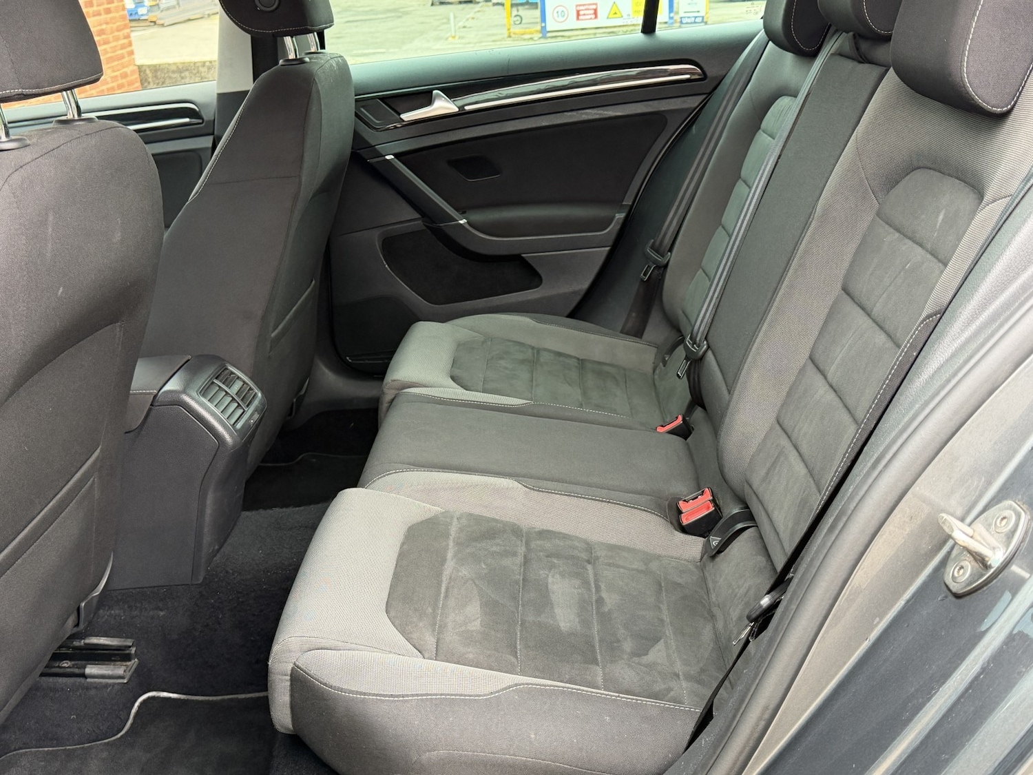 Used Volkswagen Golf 2017 for sale - 77822361: Photo 15