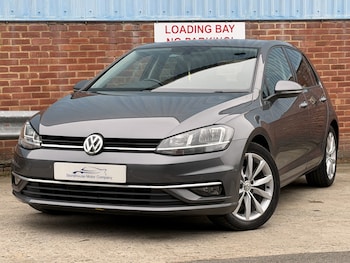 Used Volkswagen Golf 2017 for sale - 77822361: Photo
