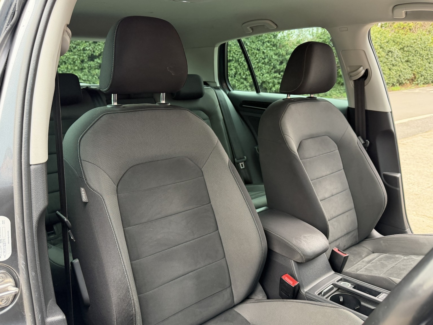 Used Volkswagen Golf 2017 for sale - 77822361: Photo 25