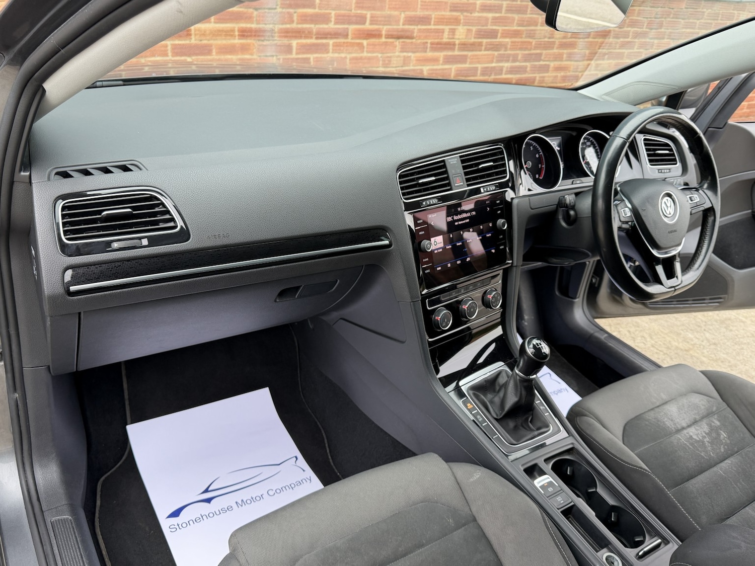 Used Volkswagen Golf 2017 for sale - 77822361: Photo 27