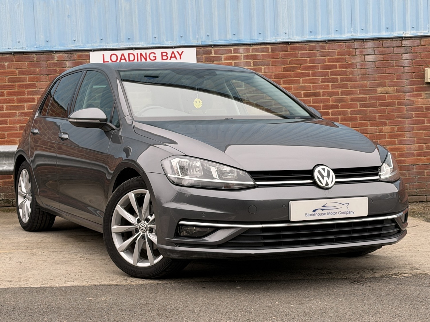 Used Volkswagen Golf 2017 for sale - 77822361: Photo 8