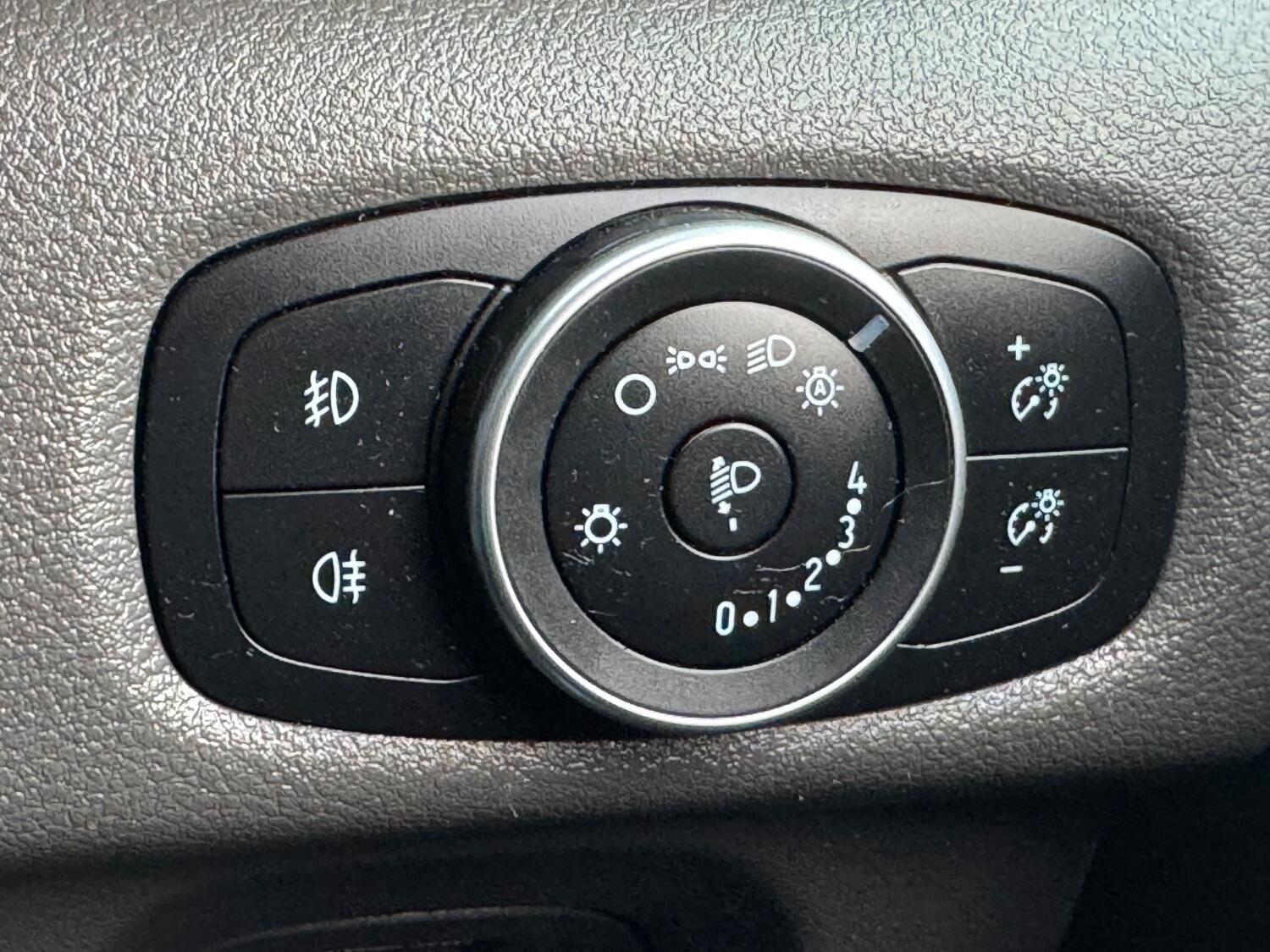 Used Ford Tourneo Custom 2020 for sale - 76769654: Photo 4