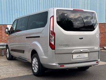 Used Ford Tourneo Custom 2020 for sale - 75938139: Photo