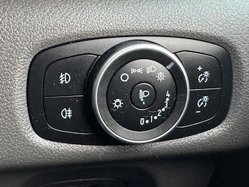 Used Ford Tourneo Custom 2020 for sale - 75938139: Photo