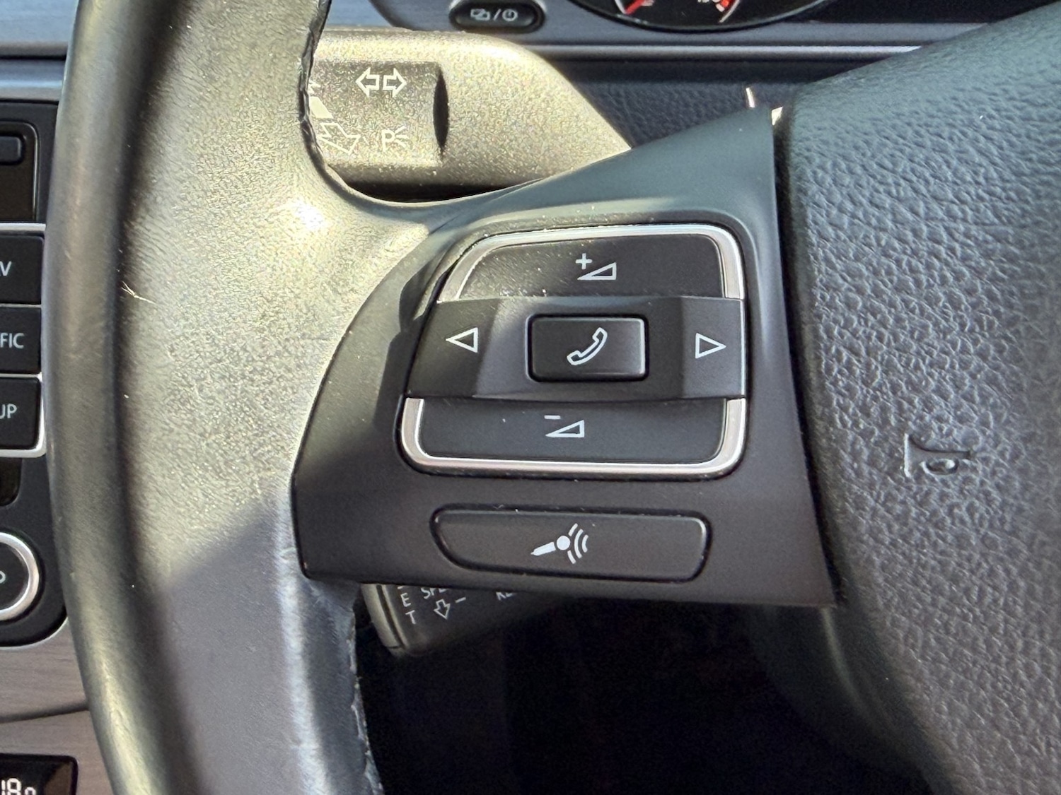 Used Volkswagen Passat 2014 for sale - 77938153: Photo 27