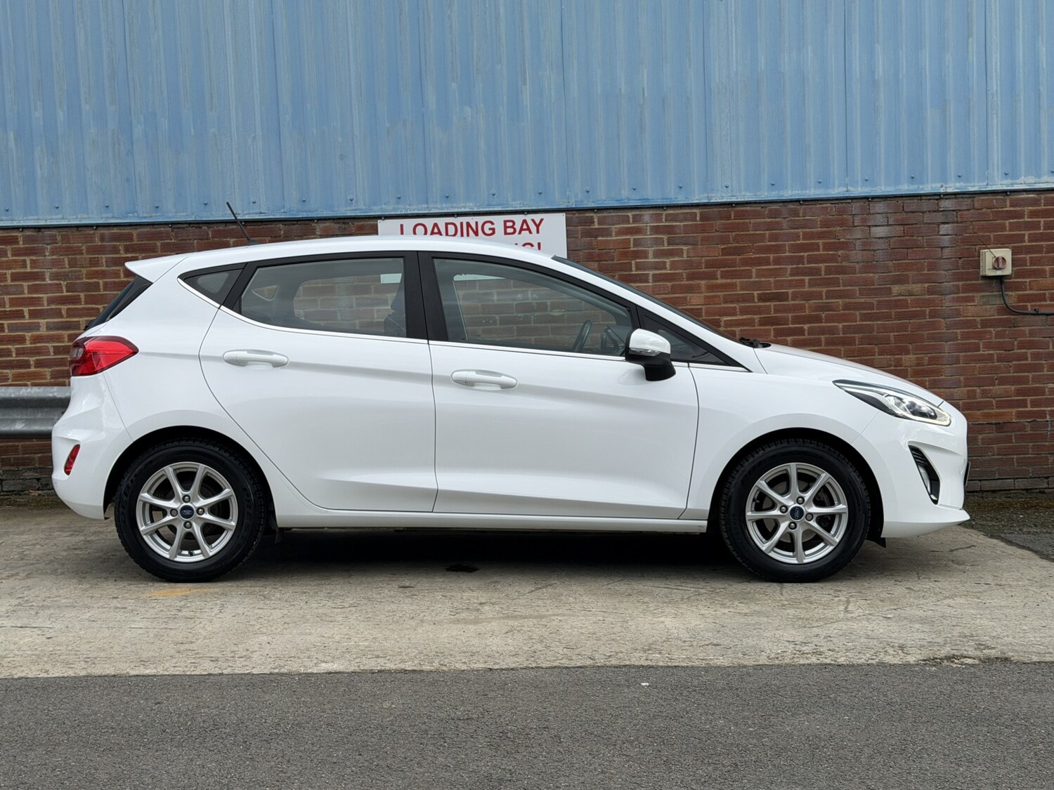 Used Ford Fiesta 2017 for sale - 77822353: Photo 11