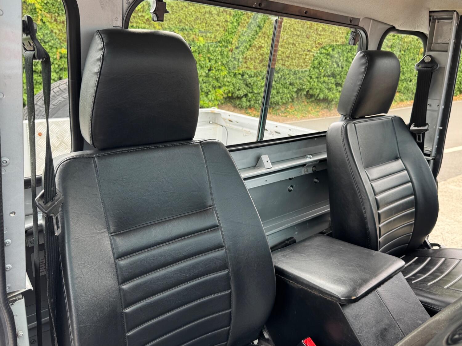 Used Land Rover Defender 2004 for sale - 76963347: Photo 11