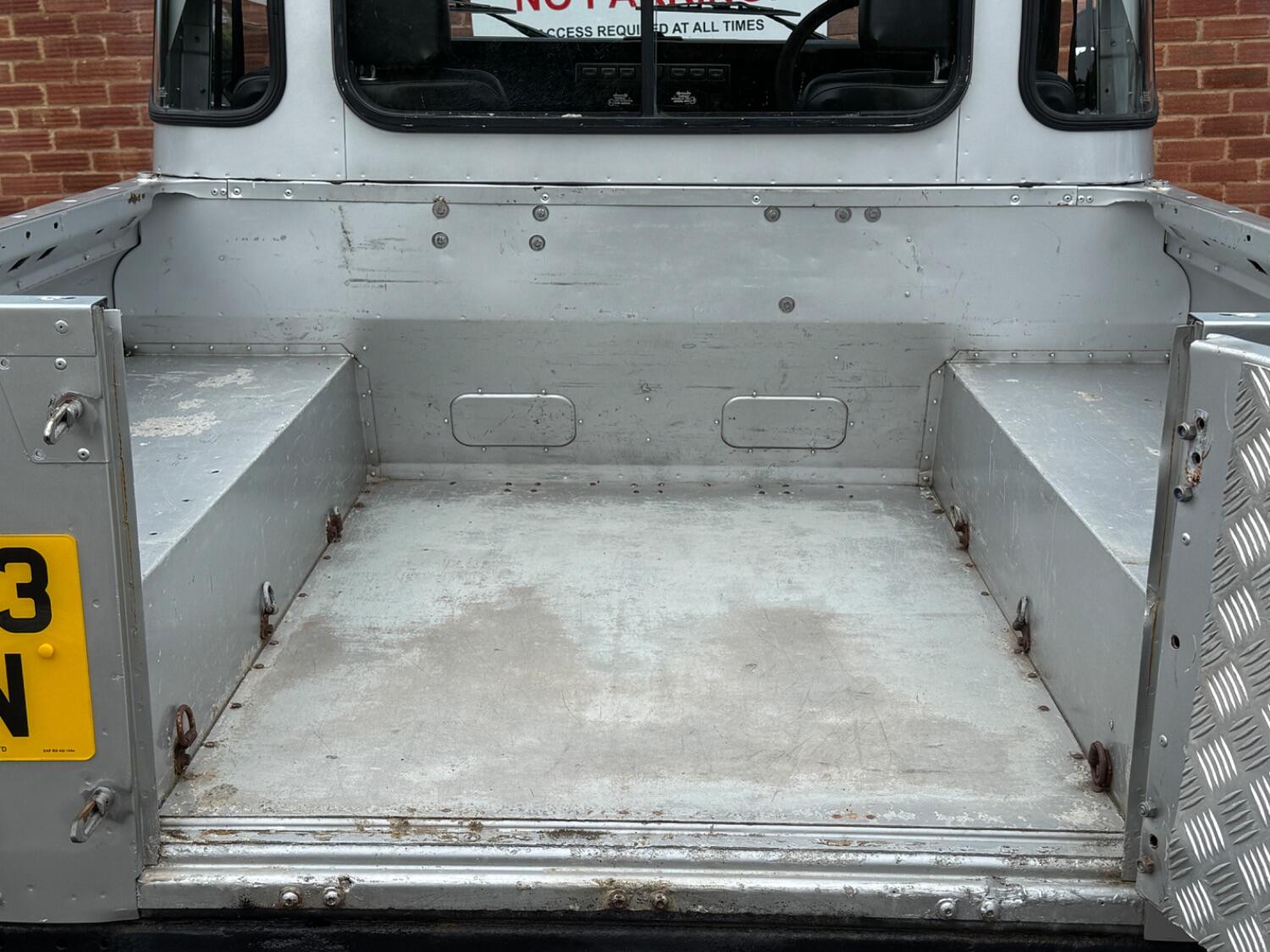 Used Land Rover Defender 2004 for sale - 76963347: Photo 16