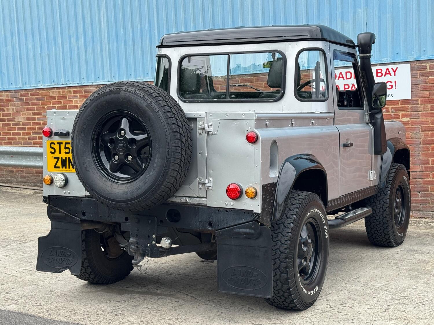 Used Land Rover Defender 2004 for sale - 76963347: Photo 18