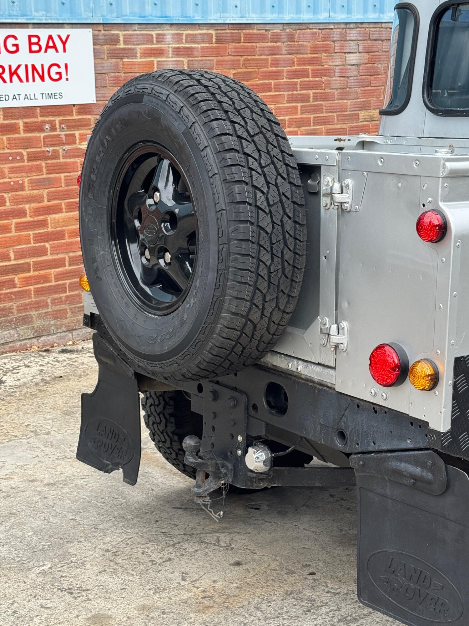 Used Land Rover Defender 2004 for sale - 76963347: Photo 21