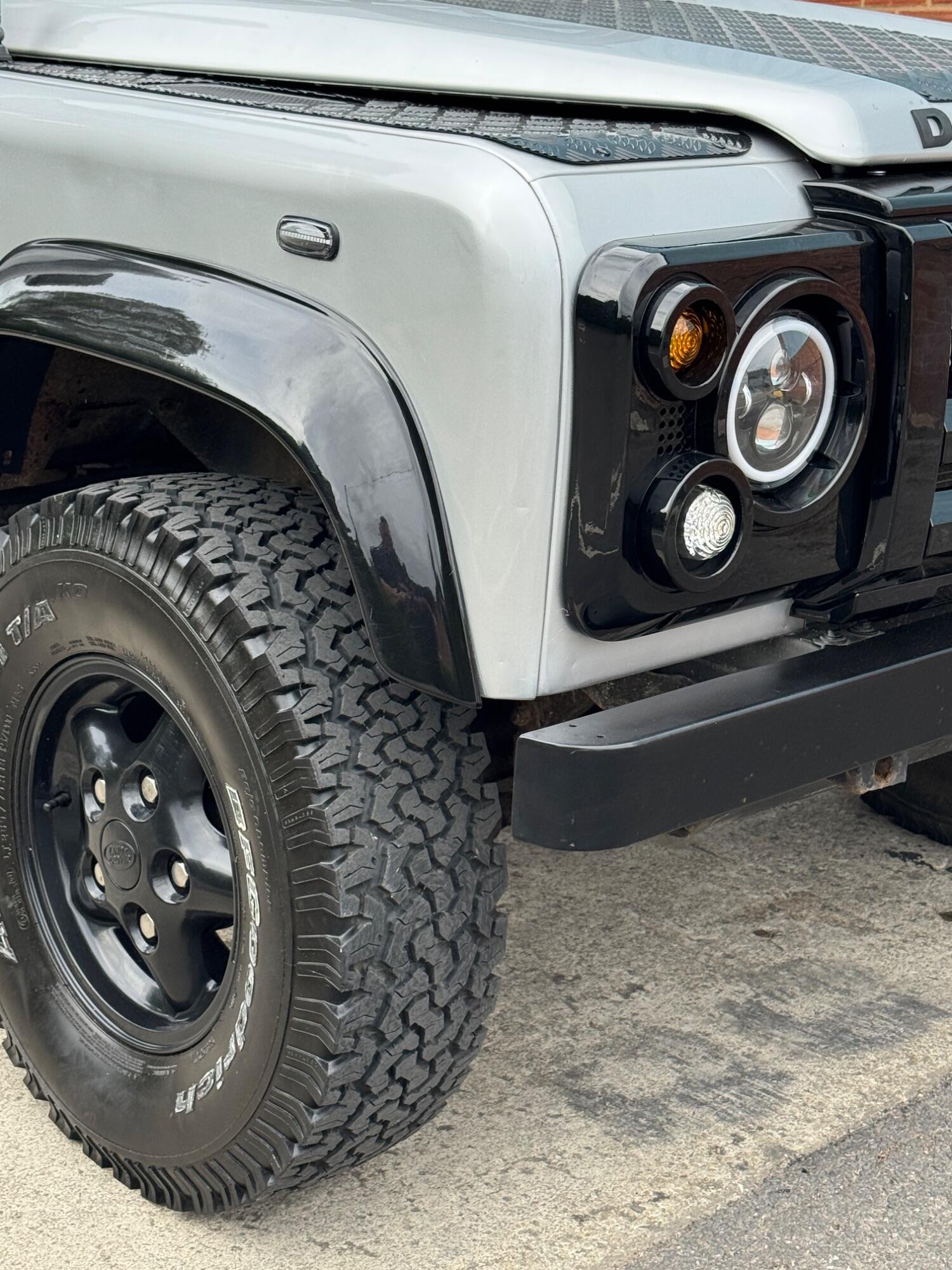 Used Land Rover Defender 2004 for sale - 76963347: Photo 25