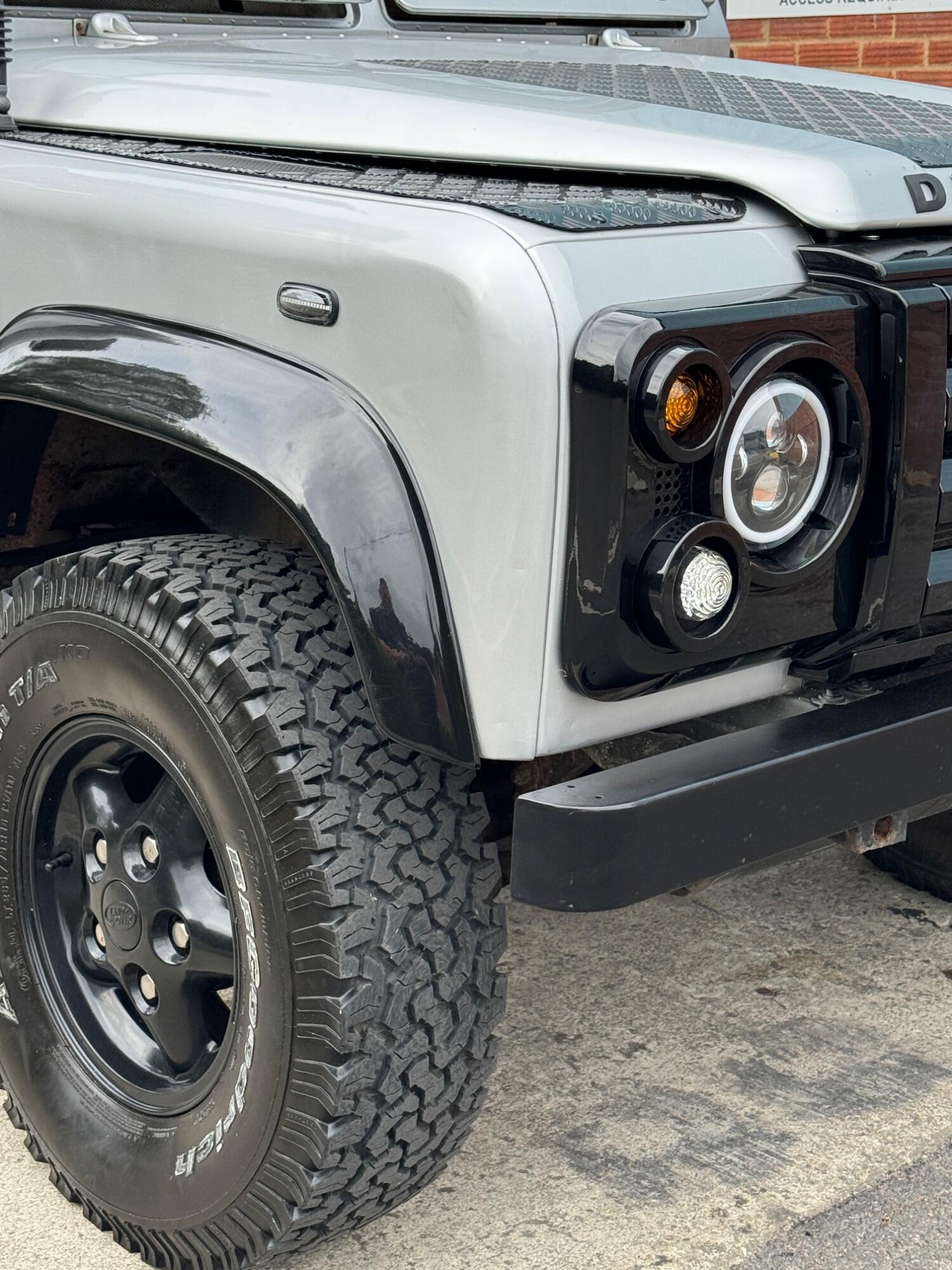 Used Land Rover Defender 2004 for sale - 76963347: Photo 26