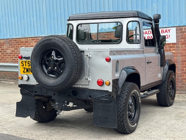 Used Land Rover Defender 90 2004 for sale - 75074244: Photo 18