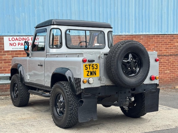 Used Land Rover Defender 90 2004 for sale - 75074244: Photo 3
