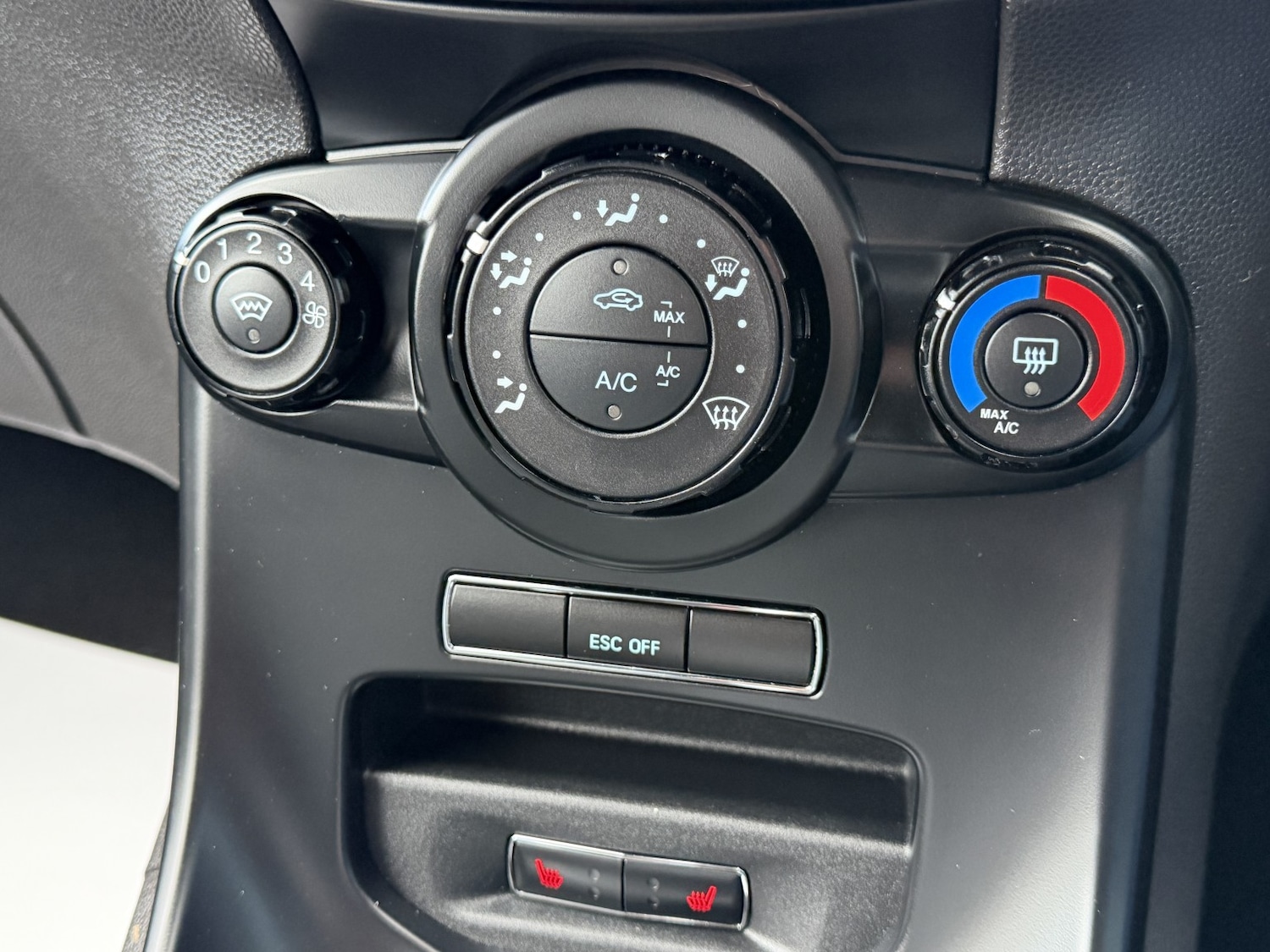 Used Ford Fiesta 2014 for sale - 77742875: Photo 22